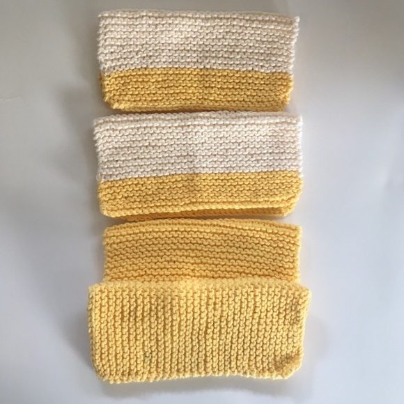 Set of 4 hand knitted dishcloths  yellow and white - Picture 4 of 5